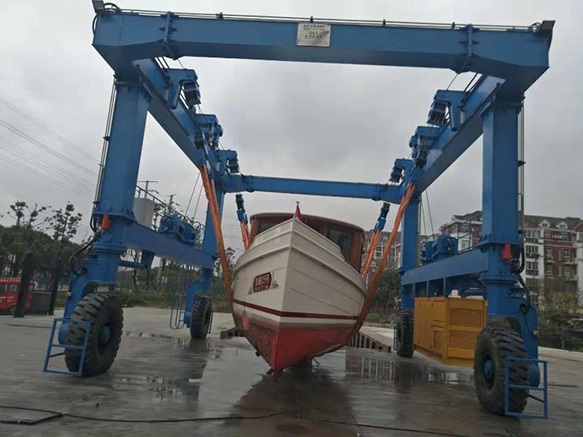 江蘇南京游艇搬運(yùn)機(jī)廠家核心技術(shù)